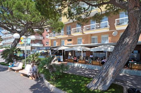 Albergo Anita San Bartolomeo Al Mare Exterior photo