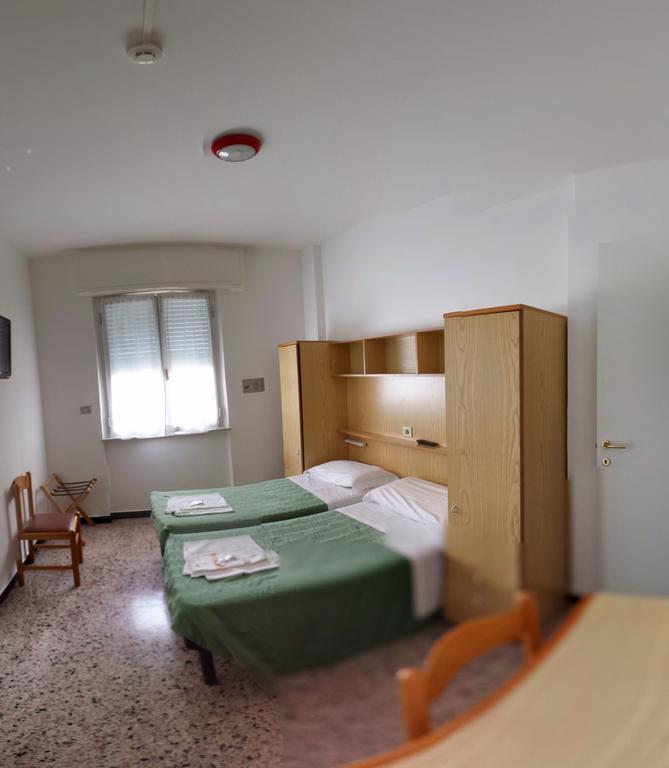 Albergo Anita San Bartolomeo Al Mare Room photo